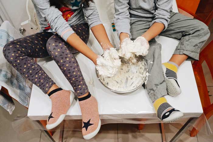 cosa fare quando piove con i bambini
