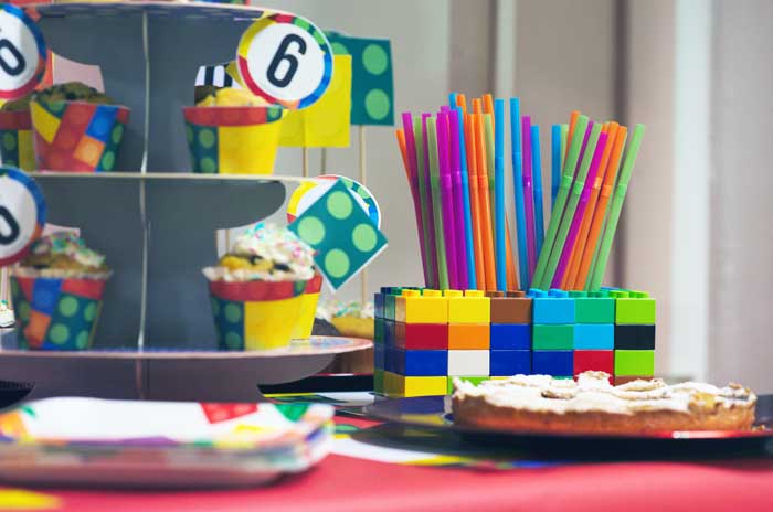 Festa a tema costruzioni colorate
