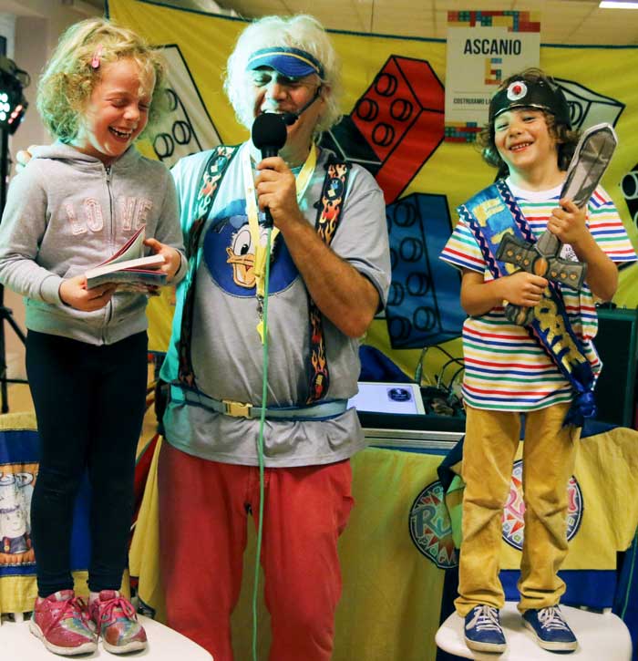 divertirsi alla festa a tema costruzioni 