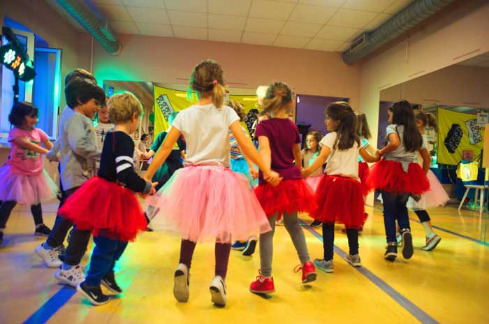 festa a tema mattoncini per bambini