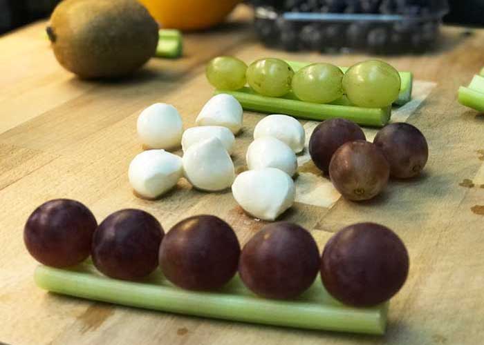 merenda per i bambini con verdura e frutta