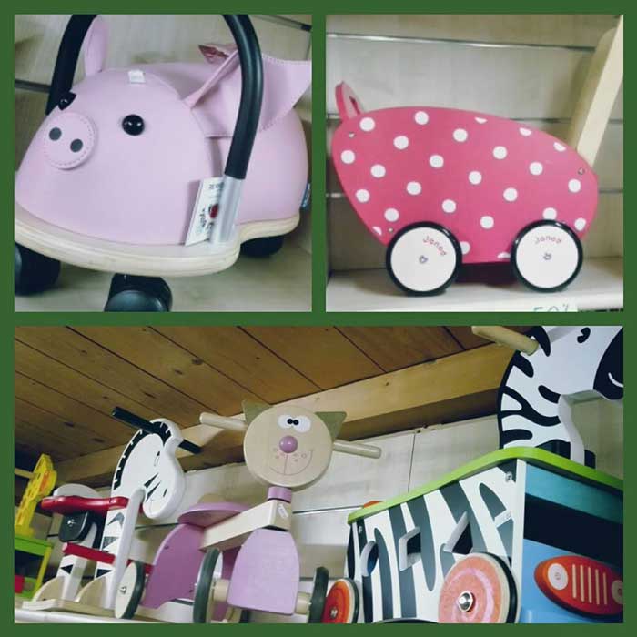 Giocattoli in legno e in stoffa