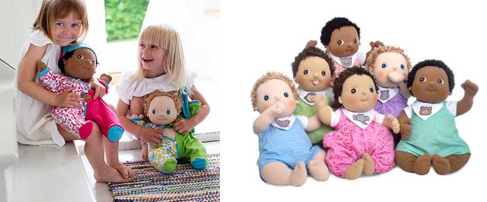 Giocattoli in legno e in stoffa