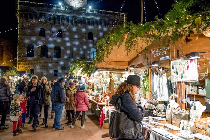 Villaggio di natale a montepulciano