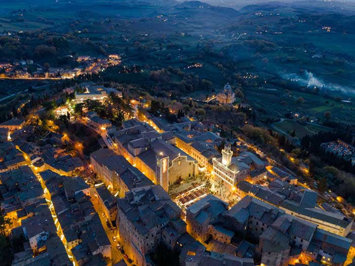 Villaggio di natale a montepulciano