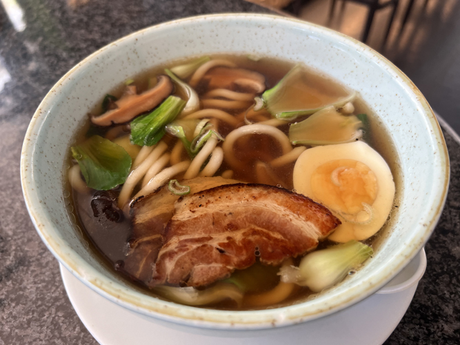 sushi-brunch-roma-sushi-noodles