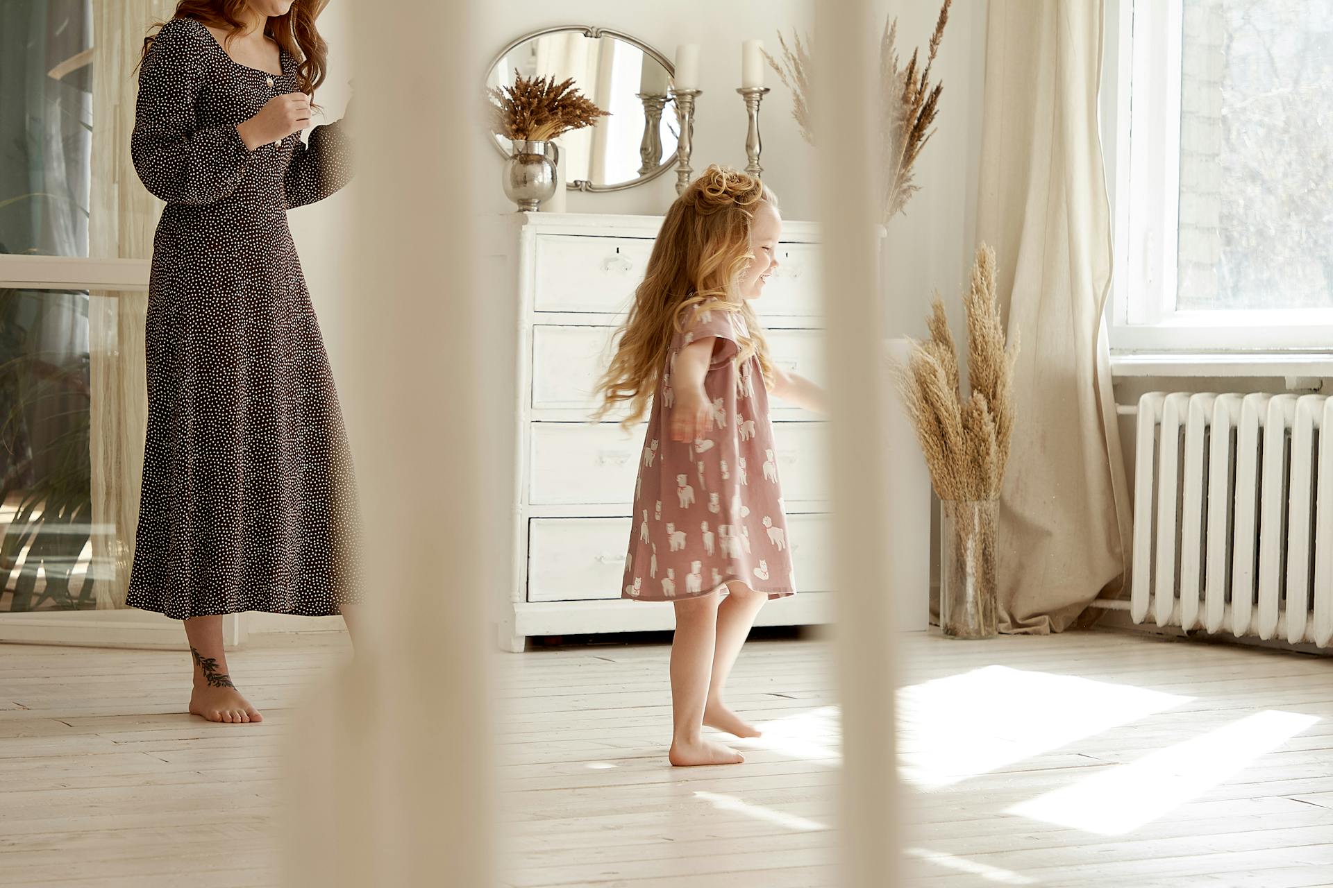 5 Look Comodi (ma Chic) per le Mamme Sempre in Movimento