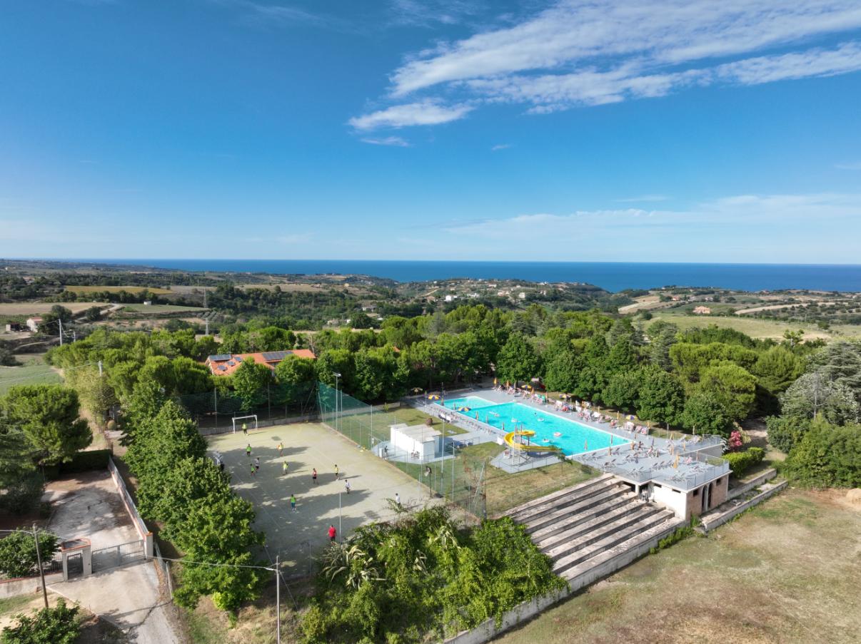 You Can Camp – English Village Cupra Marittima
